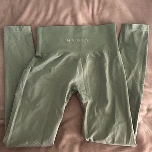 NVGTN light green solid seamless leggings